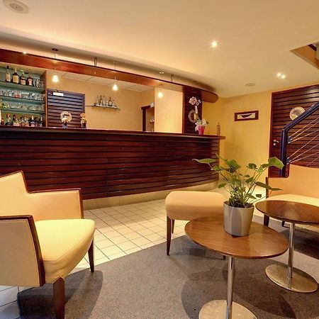 Hotel Restaurant L'Hirondelle Дюнкерк Номер фото